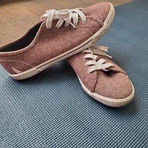 Women Nautica Casual Shoes